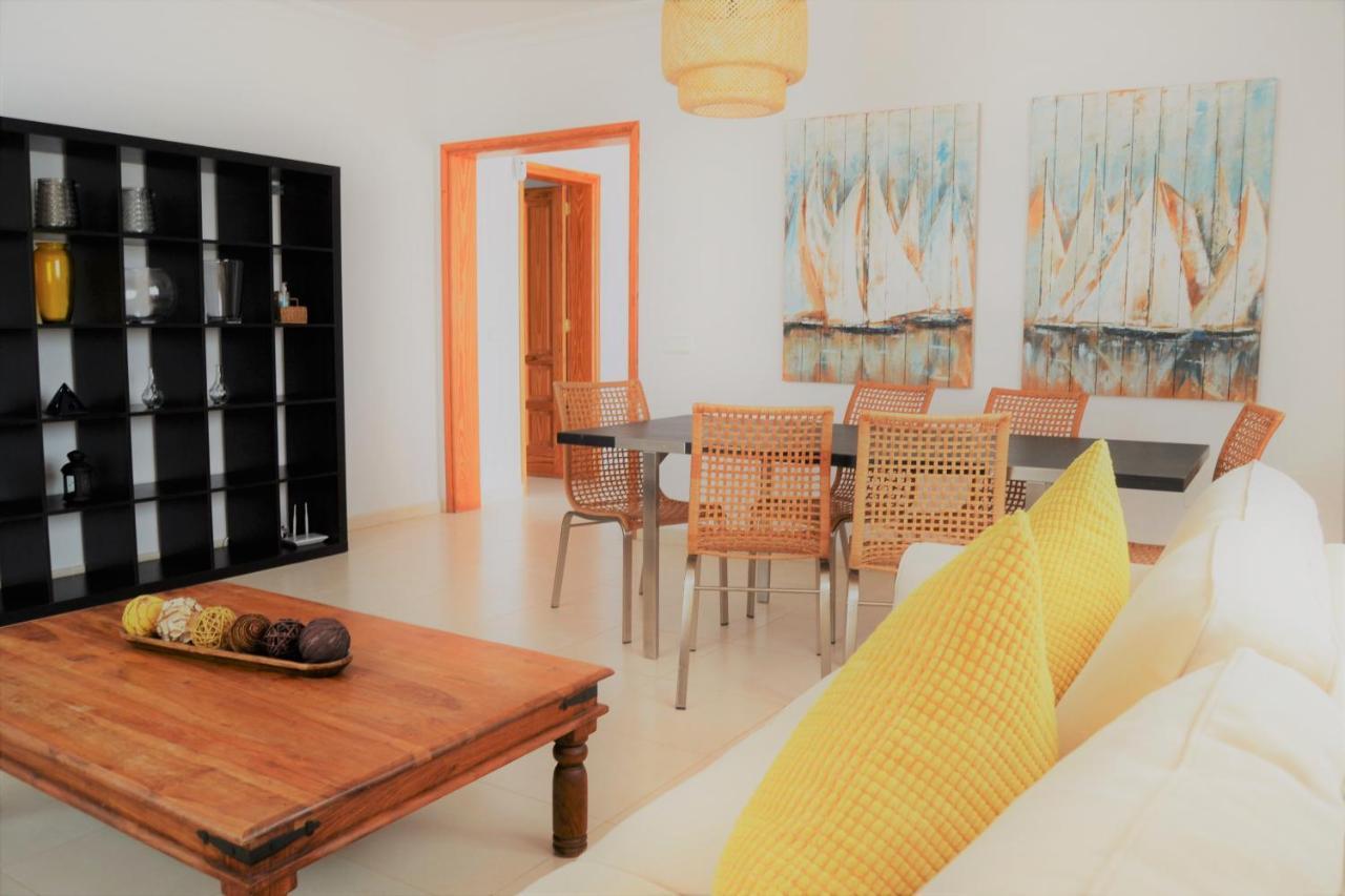 Grand Villa Famara Puerto Del Carmen Puerto del Carmen  Eksteriør billede